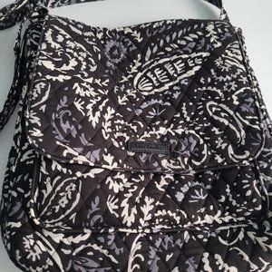 Vera Bradley Essential Mailbag Crossbody